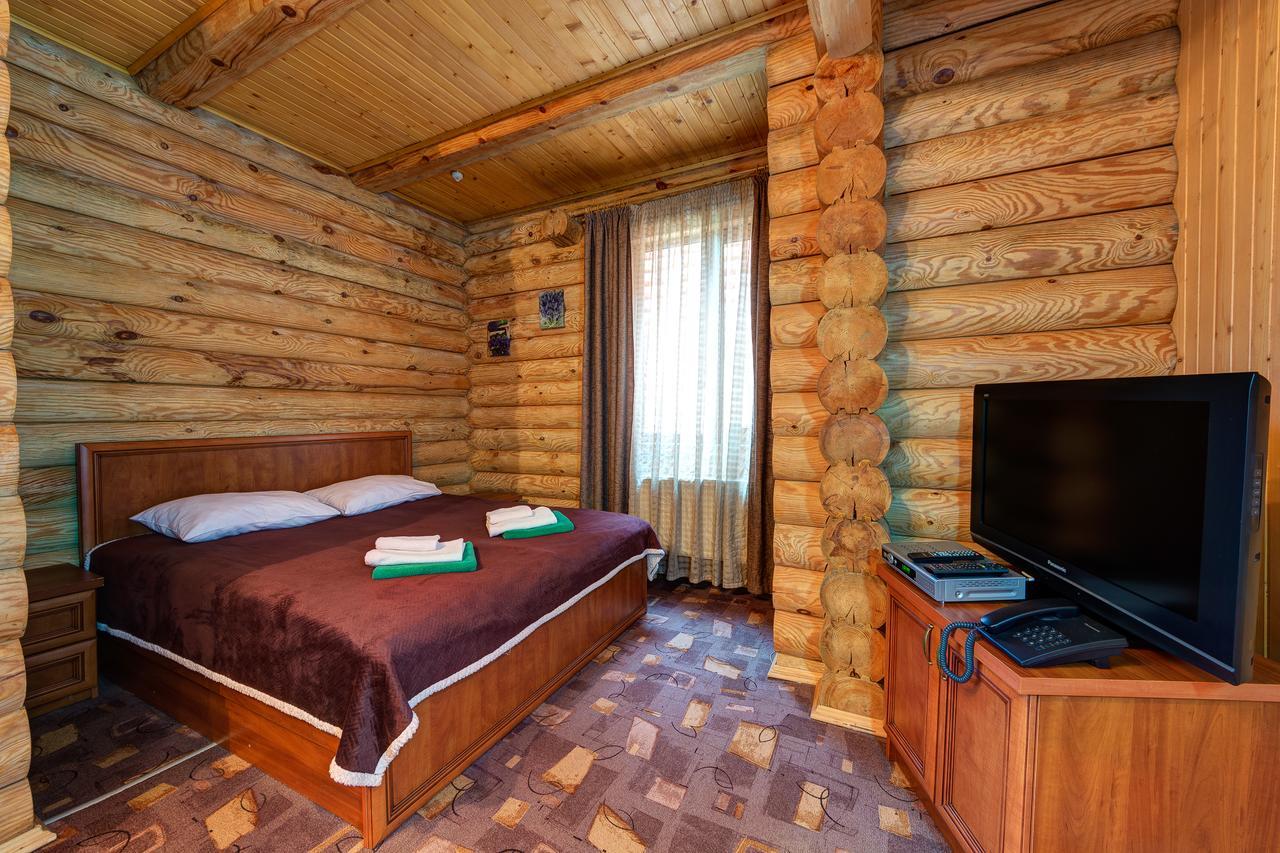 Slovyanka Hotel スラブスク エクステリア 写真