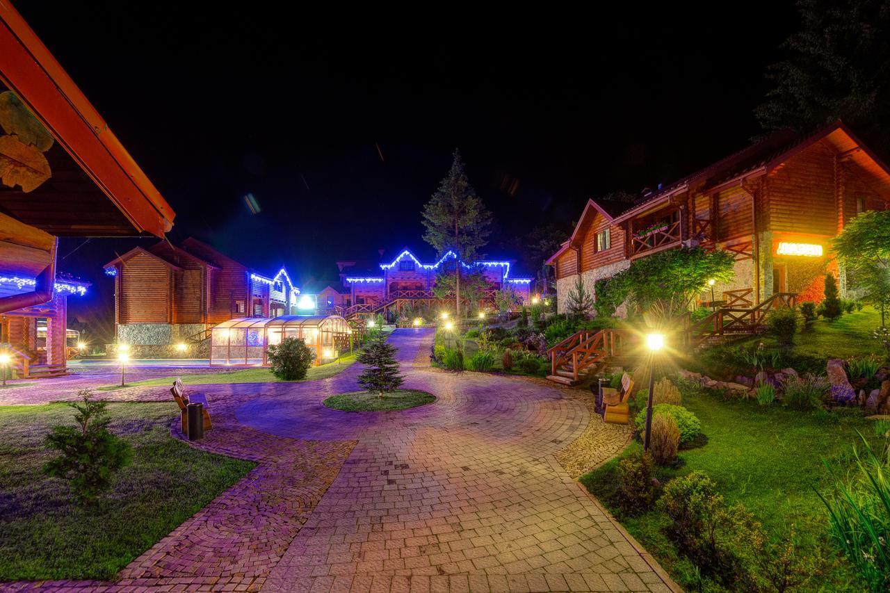 Slovyanka Hotel スラブスク エクステリア 写真