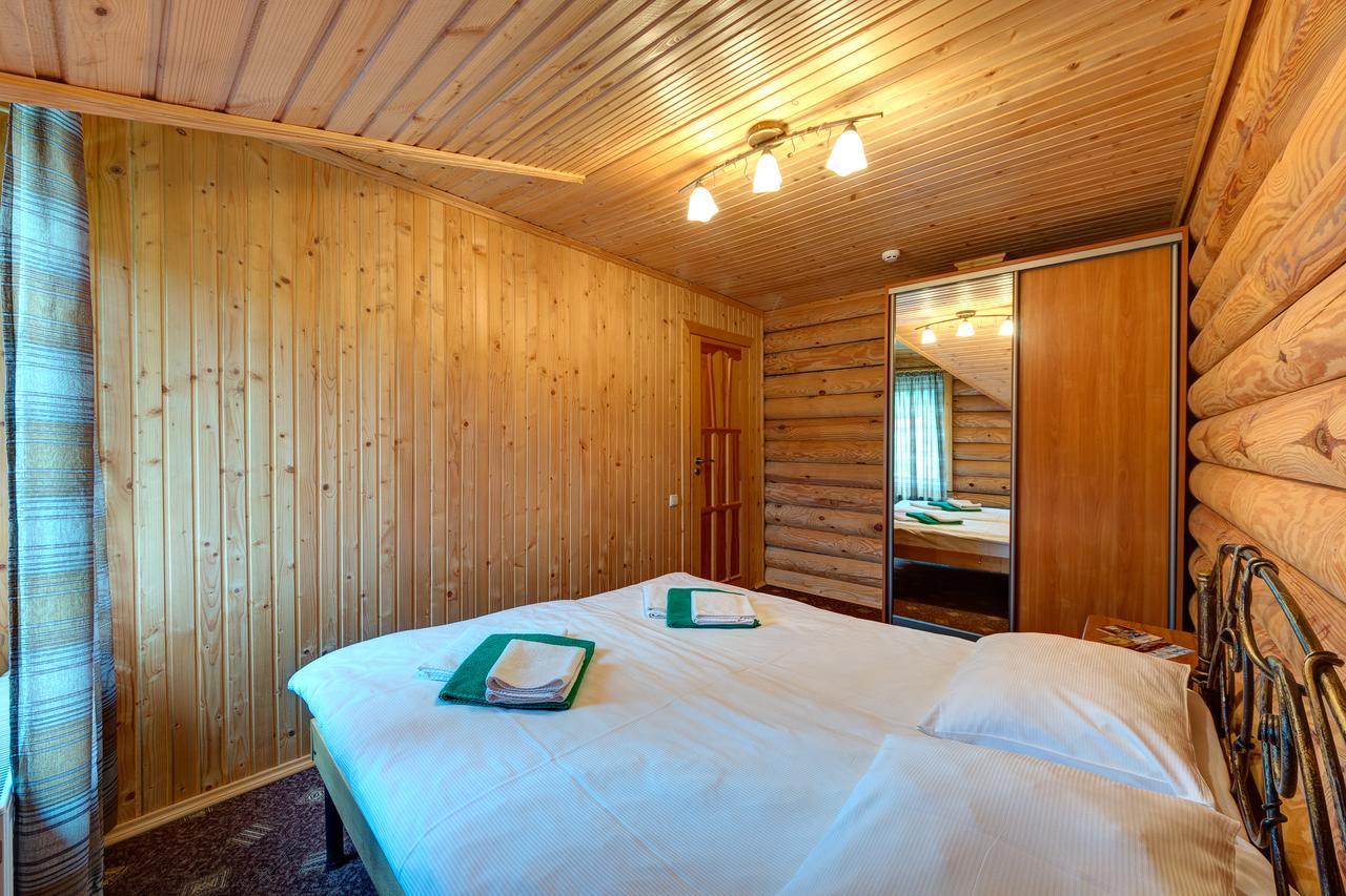 Slovyanka Hotel スラブスク エクステリア 写真