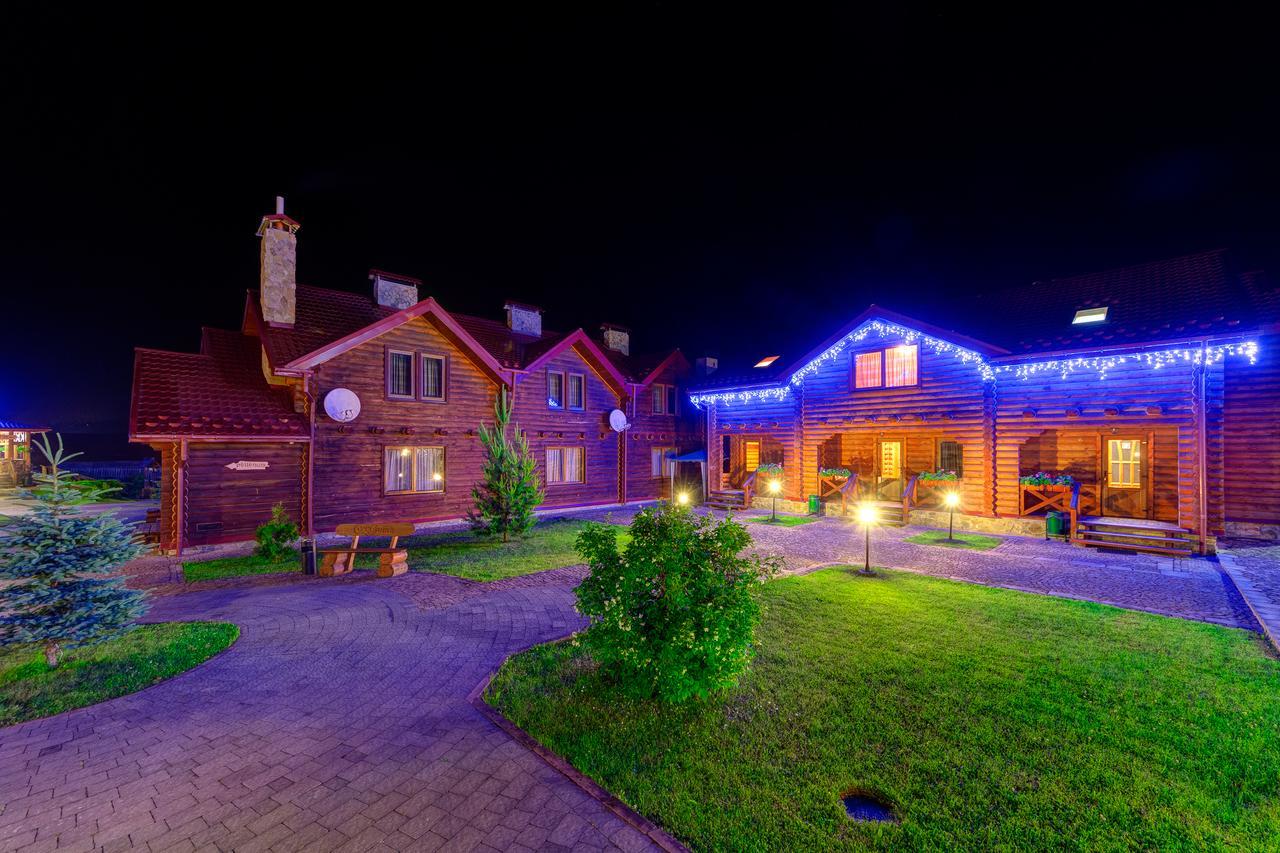Slovyanka Hotel スラブスク エクステリア 写真
