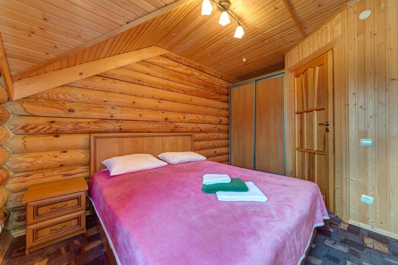 Slovyanka Hotel スラブスク エクステリア 写真