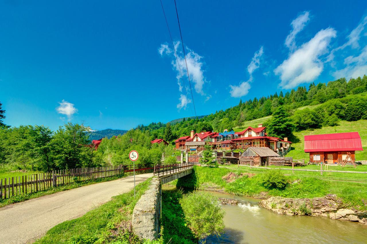 Slovyanka Hotel スラブスク エクステリア 写真